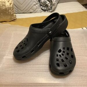 Black Slip-On Clogs with Ventilation